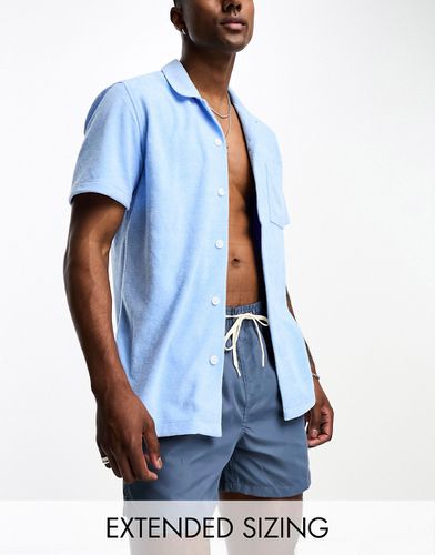 Chemise de plage coupe classique en tissu éponge avec col à revers - Asos Design - Modalova