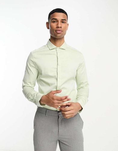 Chemise satinée ajustée à col italien - clair - Asos Design - Modalova