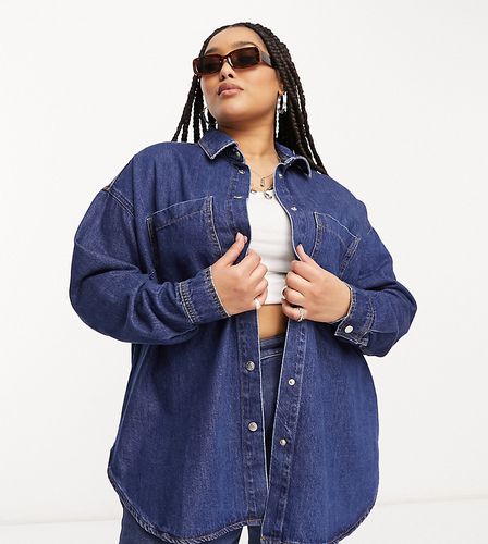 ASOS DESIGN Curve - Chemise en jean oversize - Asos Curve - Modalova