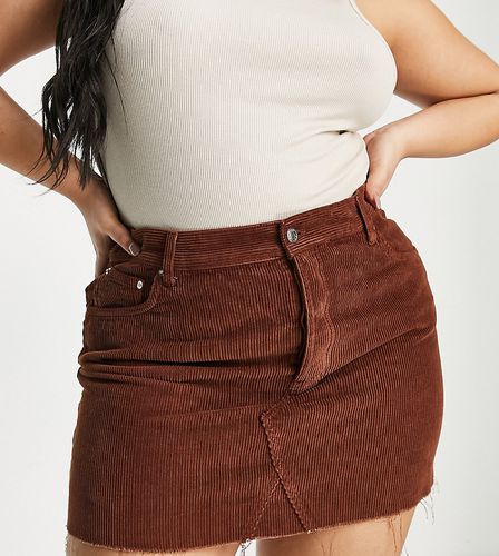 Curve - Mini-jupe en velours côtelé - Chocolat - Asos Design - Modalova