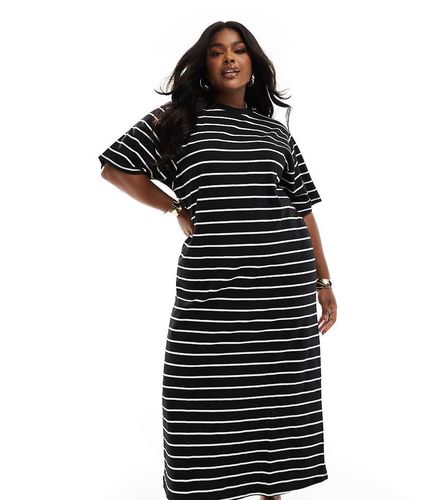 ASOS DESIGN Curve - Robe t-shirt oversize longueur mollet à rayures - Noir et blanc - Asos Curve - Modalova