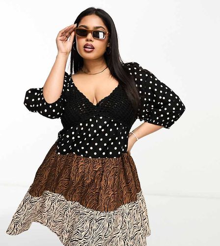 ASOS DESIGN Curve - Robe babydoll courte en maille au crochet à volants et imprimé animal varié - Asos Curve - Modalova