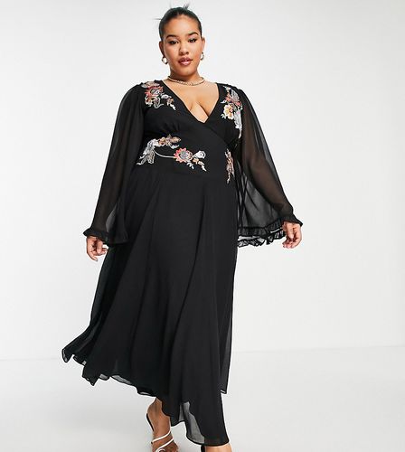 ASOS DESIGN Curve - Robe patineuse mi-longue brodée en tissu doux avec manches évasées et godets - Asos Curve - Modalova