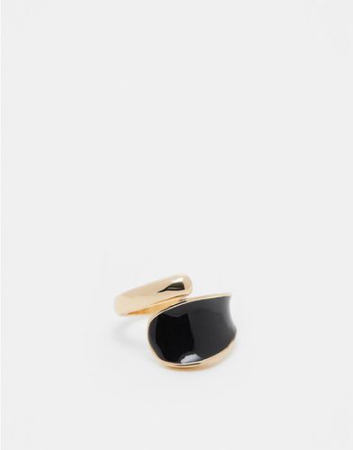 Bague enveloppante avec émail noir - Asos Design - Modalova