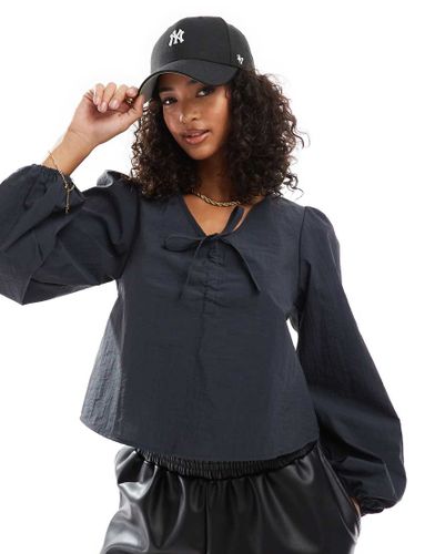 Blouse à manches longues avec fronces sur l'avant - Noir - Asos Design - Modalova