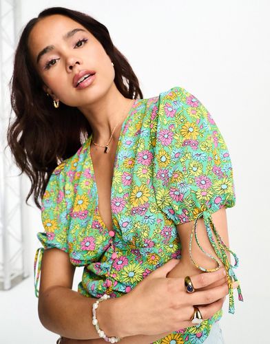 Blouse boutonnée et froncée à la taille avec imprimé petites fleurs vif - Asos Design - Modalova