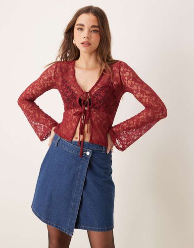 Blouse en dentelle avec liens devant - Bordeaux - Asos Design - Modalova