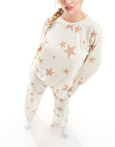 Ensemble de pyjama ultra doux avec pantalon et top à manches longues et imprimé étoiles - Crème - Asos Design - Modalova