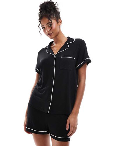 Ensemble de pyjama ultra doux avec short et chemise à manches courtes et liserés contrastants - Asos Design - Modalova