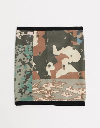 Écharpe tube en polaire à imprimé camouflage - ASOS DESIGN - Modalova