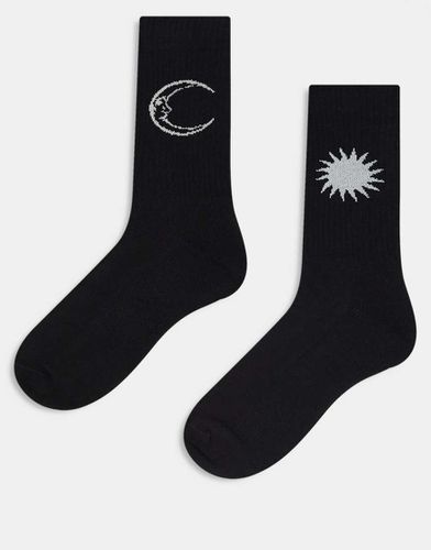 Lot de 2 paires de chaussettes avec broderie soleil et lune - Asos Design - Modalova