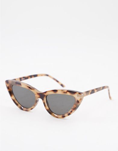 Lunettes de soleil à monture ail de chat biseautée - Écaille de tortue lacté - BROWN - Asos Design - Modalova