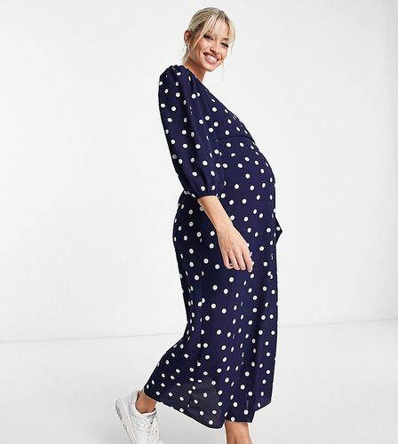 ASOS DESIGN Maternity - Robe portefeuille mi-longue d'allaitement - Bleu marine à pois - Asos Maternity - Modalova