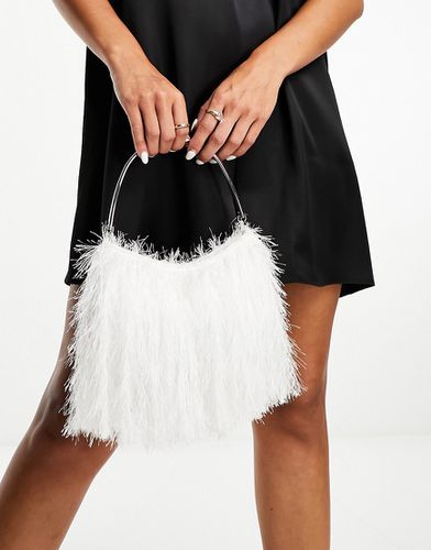 Sac pochette en plumes synthétiques avec poignée argentée - Asos Design - Modalova