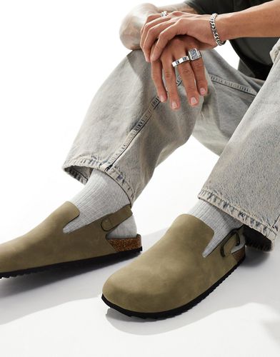 Sandales à enfiler style sabots avec boucle - Kaki - Asos Design - Modalova