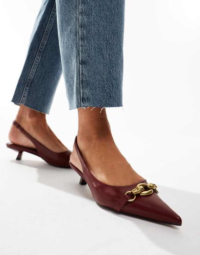 Shade - Chaussures à petit talon et bride arrière avec détail chaîne - Bordeaux - Asos Design - Modalova