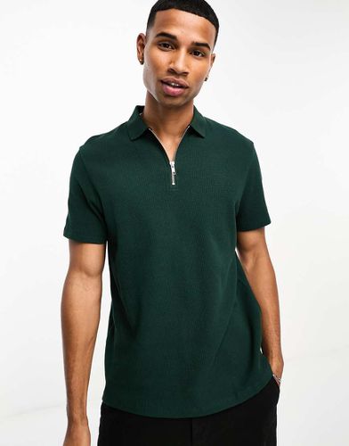 Polo coupe classique en tissu gaufré avec col zippé - foncé - Asos Design - Modalova