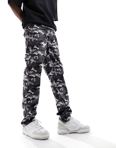 Pantalon chino droit imprimé camouflage - Asos Design - Modalova