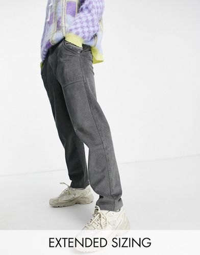 Pantalon de skateur en velours côtelé coupé en biais - Anthracite - Asos Design - Modalova