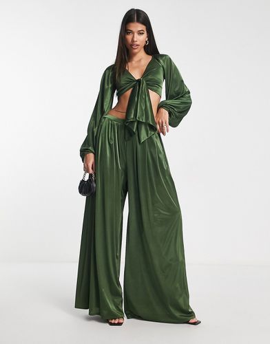 Pantalon d'ensemble ample en satin - Kaki - Asos Design - Modalova