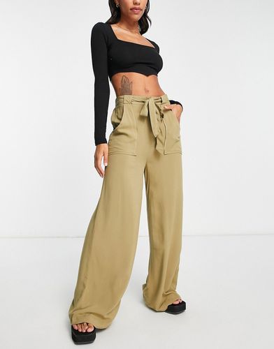 Pantalon large à poches - Kaki - Asos Design - Modalova