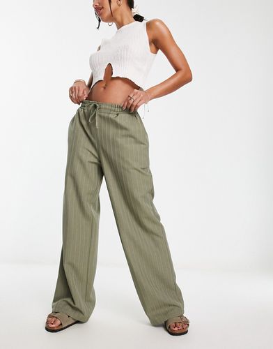 Pantalon rayé à enfiler - Kaki - Asos Design - Modalova