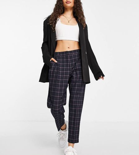 ASOS DESIGN Petite - Pantalon fuselé habillé à carreaux - Asos Petite - Modalova