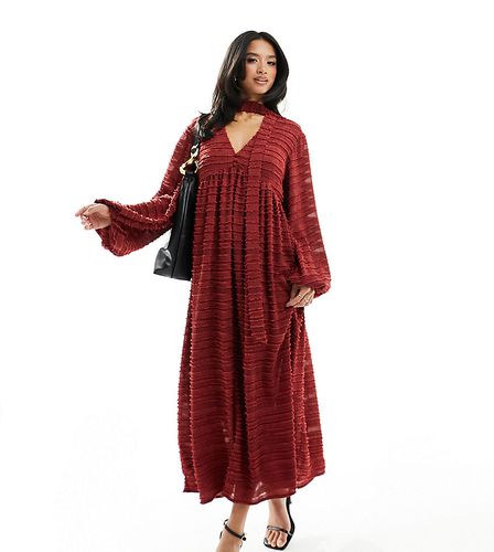 ASOS DESIGN Petite - Robe mi-longue duveteuse à enfiler - Bordeaux - Asos Petite - Modalova