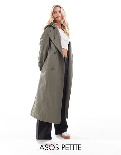 ASOS DESIGN Petite - Trench à capuche ceinturé en caoutchouc imperméable - Kaki - Asos Petite - Modalova