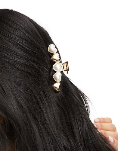 Pince à cheveux avec caurs à perles fantaisie - Asos Design - Modalova