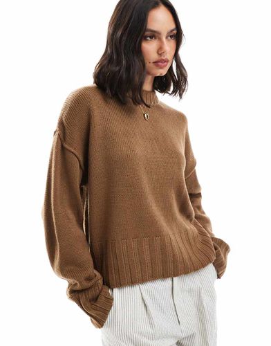 Pull ras de cou épuré - Marron - Asos Design - Modalova