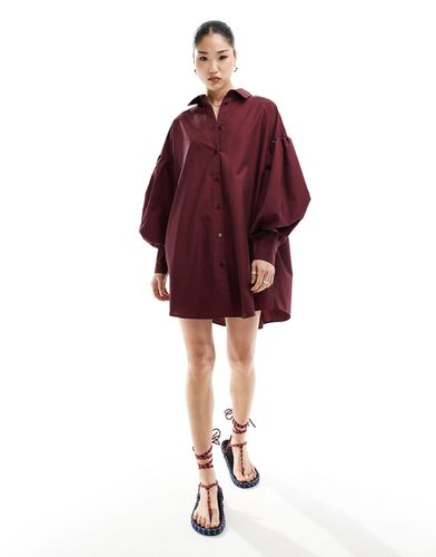Robe chemise courte coupe boyfriend à manches blousantes - Bordeaux - Asos Design - Modalova