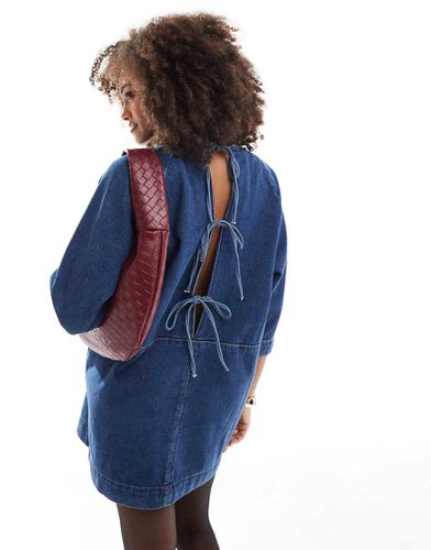 Robe coupe carrée en jean avec liens dans le dos - moyen - Asos Design - Modalova