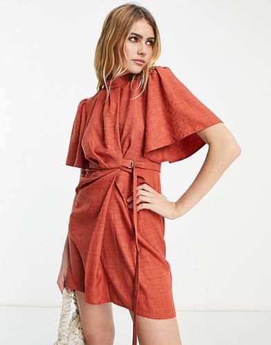 Robe courte drapée en lin à col montant et ceinture - Rouille - Asos Design - Modalova