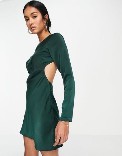 Robe droite courte satinée à dos découvert - Asos Design - Modalova