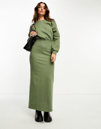 Robe longue côtelée ras de cou à manches blouson - Kaki - Asos Design - Modalova