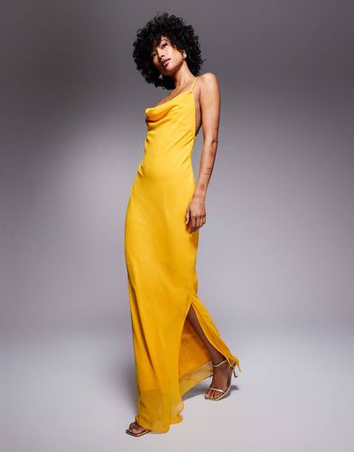 Robe longue coupée en biais croisée dans le dos - Moutarde - Asos Design - Modalova