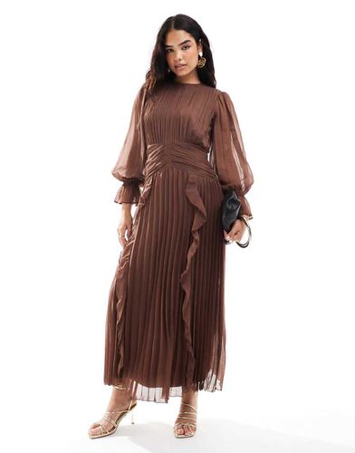 Robe longue à col montant et ceinture froncée - Chocolat - Asos Design - Modalova