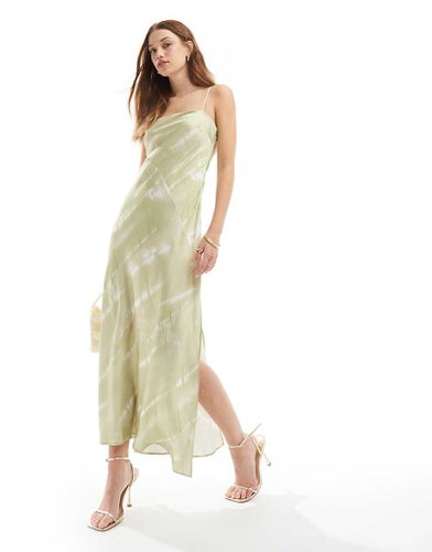 Robe longue bandeau coupe droite en satin à imprimé abstrait - Vert sauge - Asos Design - Modalova