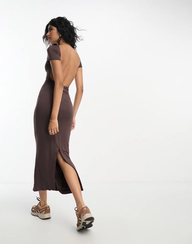 Robe longue douce au toucher avec mancherons et dos échancré - Chocolat - Asos Design - Modalova