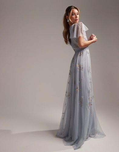 Robe longue de demoiselle d'honneur à manches évasées ornée de perles et de broderies florales - clair - Asos Design - Modalova