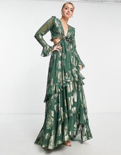 Robe longue en jacquard à fleurs avec volants et jupe à volants - Vert - Asos Design - Modalova
