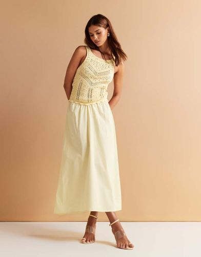 Robe longue en maille et popeline - babeurre - Asos Design - Modalova