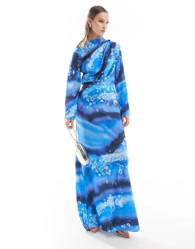 Robe longue en satin avec corsage drapé - Imprimé abstrait - Asos Design - Modalova