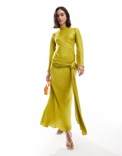 Robe longue en satin avec manches longues et ceinture tombante - Chartreuse - Asos Design - Modalova