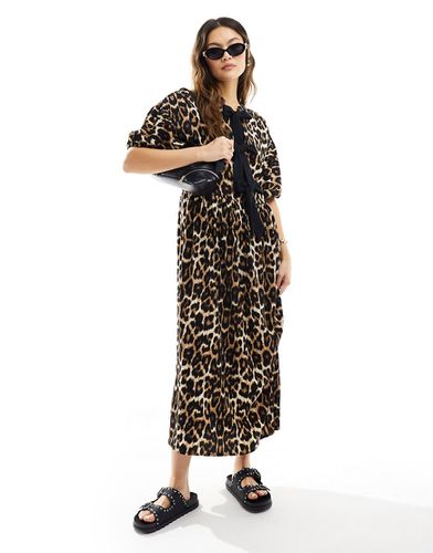 Robe longue nouée sur le devant à imprimé léopard et manches bouffantes - Asos Design - Modalova