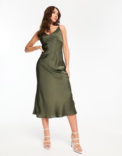 Robe nuisette mi-longue en satin martelé avec bonnets montants - Olive foncé - Asos Design - Modalova