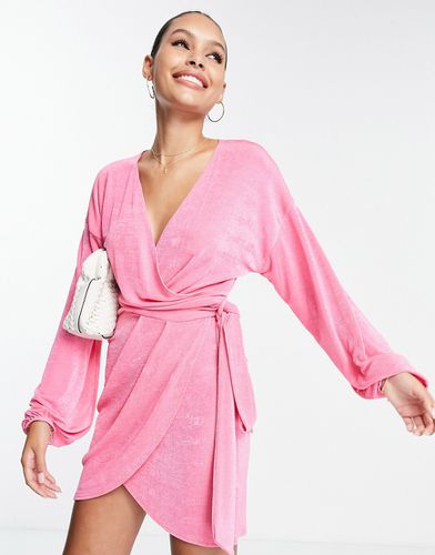 Robe portefeuille courte près du corps à manches bouffantes - vif - Asos Design - Modalova