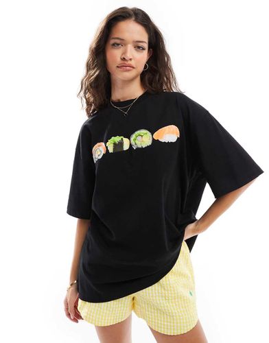 T-shirt coupe boyfriend avec imprimé sushi - Crème - Asos Design - Modalova