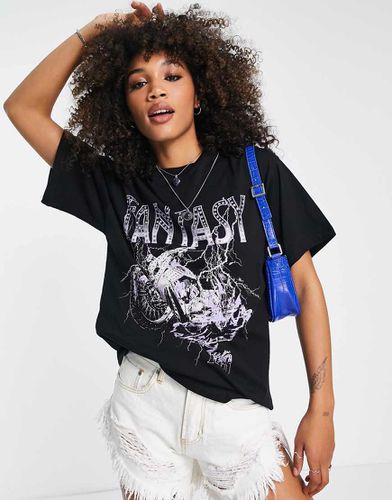 T-shirt fendu au dos avec imprimé Fantasy thermocollé - Asos Design - Modalova